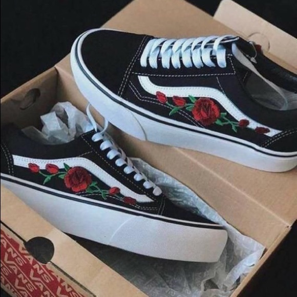 vans flower embroidered shoes